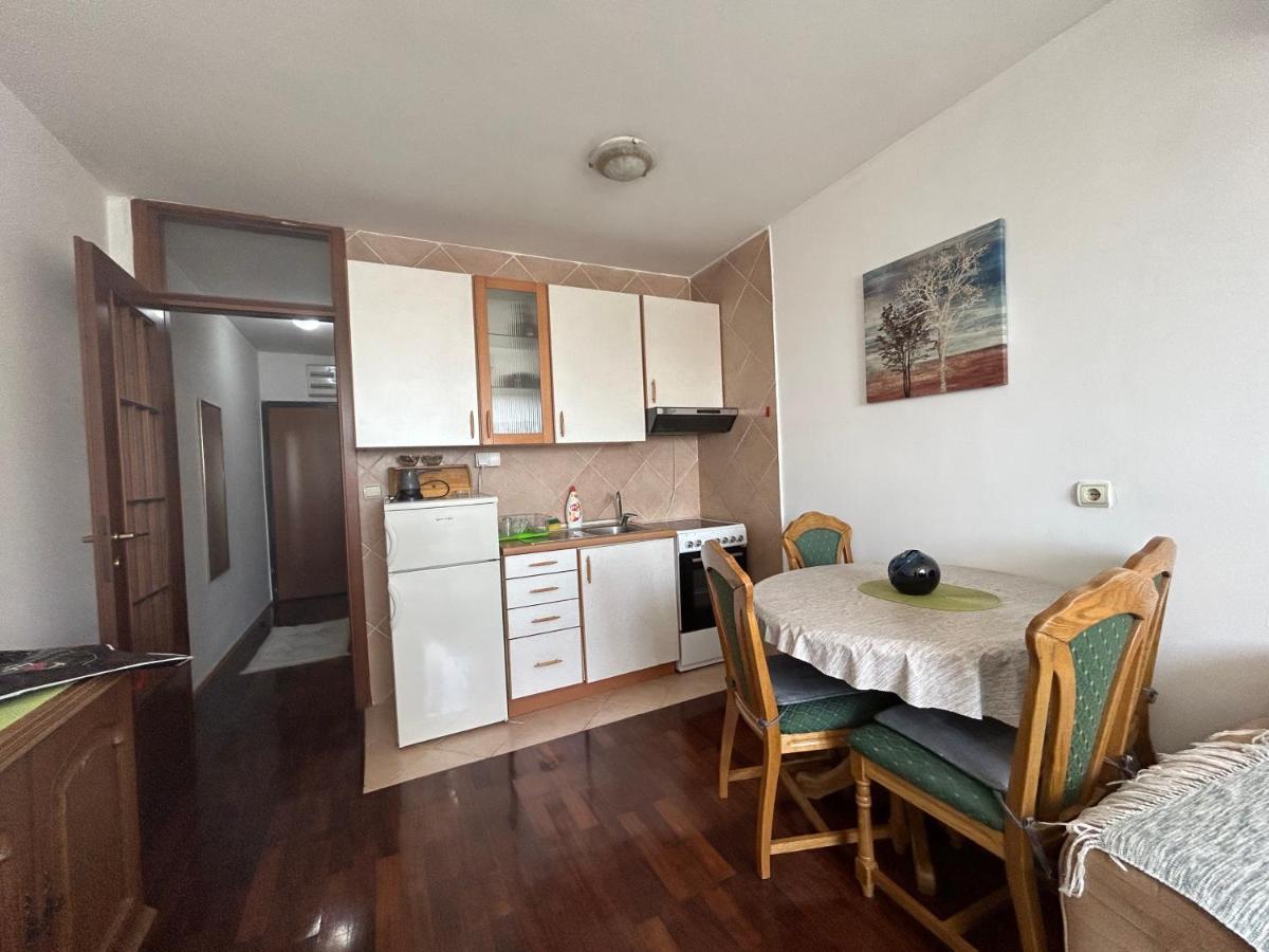 Apartment Sara Ποντγορίτσα Εξωτερικό φωτογραφία